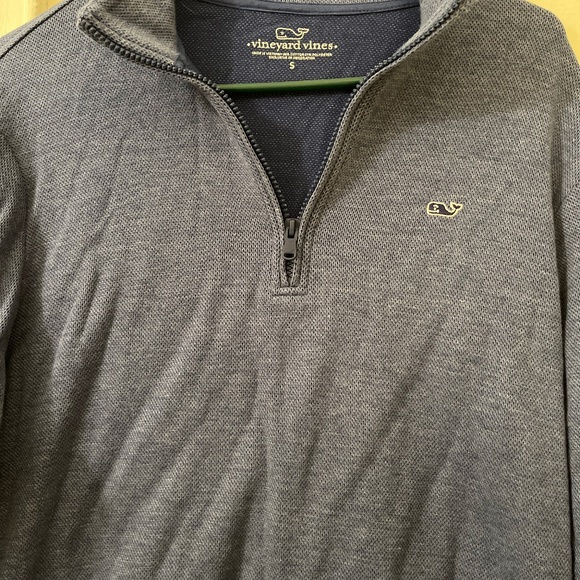 Vineyard Vines Saltwater 1/4 Zip - Picture 1 of 2